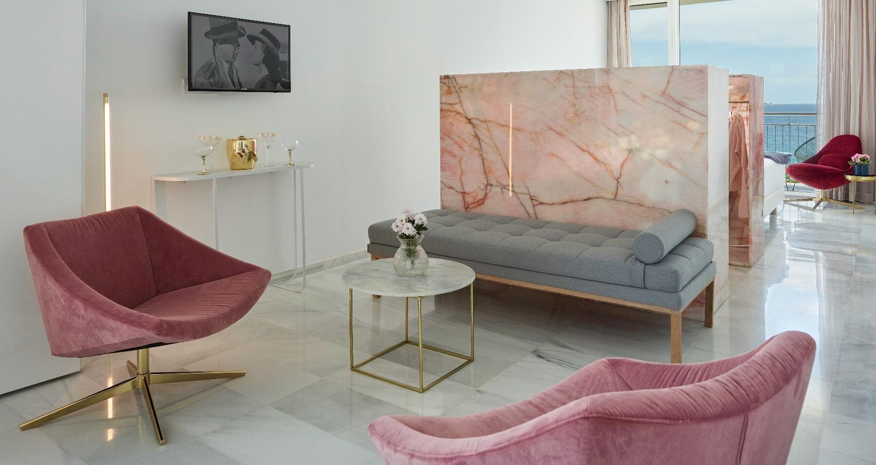Aromar Hotelen cuarzo natural Cristallo Pink.